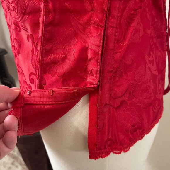 Vintage Y2K Gothic Valentines Red Lace Satin Size Clasp Corset Top - Picture 6 of 8